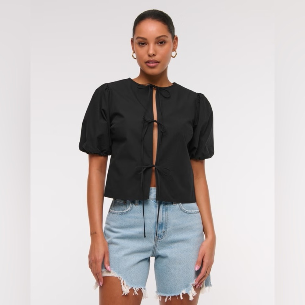 NWT Abercrombie & Fitch 100% Cotton Black Short Sleeve Tie Front Poplin Top sz S